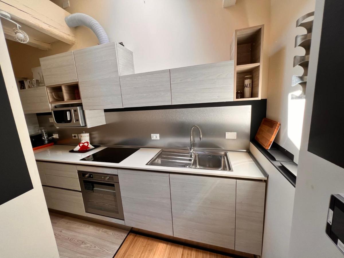 Mansarda Mazzini Appartement Triëst Buitenkant foto