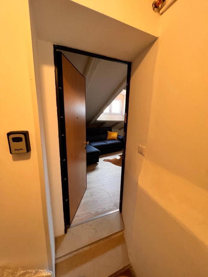 Mansarda Mazzini Appartement Triëst Buitenkant foto